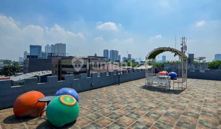 Premium Boarding House Strategic Location on Arteri Pondok Indah 2