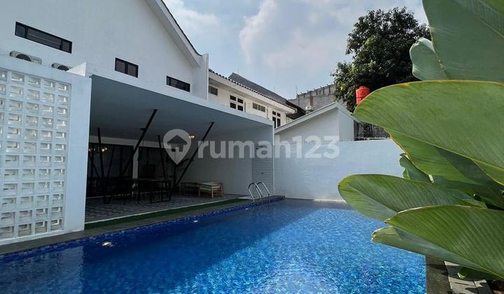 Rumah Mewah Dengan Design Minimalis Dilokasi Strategis Di Cipete Rumah Mewah Dengan Design Minimalis Dilokasi Strategis Di Cipete