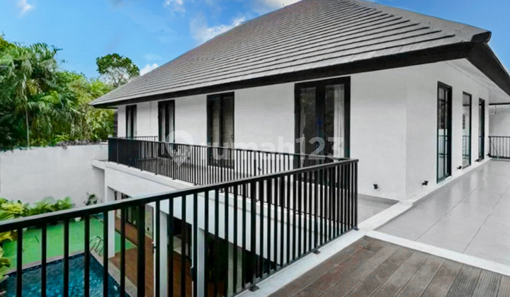 TURUN HARGA!! Rumah Mewah Dalam Cluster di Kemang Jakarta Selatan TURUN HARGA!! Rumah Mewah Dalam Cluster di Kemang Jakarta Selatan