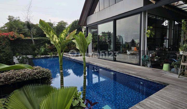 Dijual Vila Mewah 1