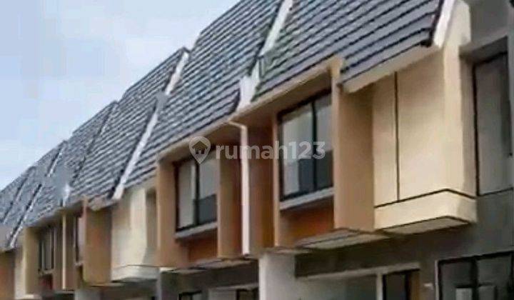 Rumah Nempel Dengan Bsd 2