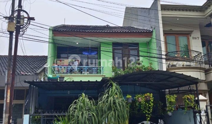 Dijual Runah Dipondok Kelapa Strategis Bagus