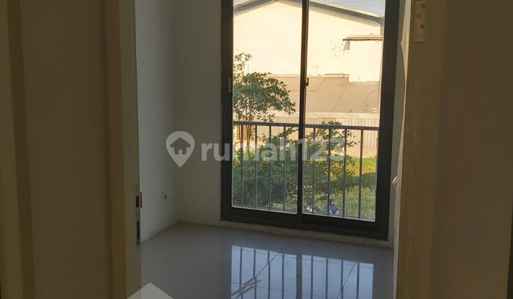 Dijual Rumah Baru Gress di Springville Residence, dekat Rungkut, MERR, SIER, UBAYA