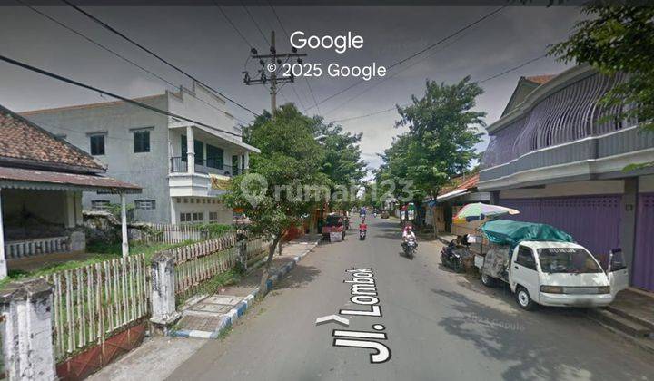 Disewakan Tempat & Rumah Usaha di Tengah Kota Pasuruan, dekat Alun-alun Cocok untuk Kopitiam, Cafe, Retail store, dll 2