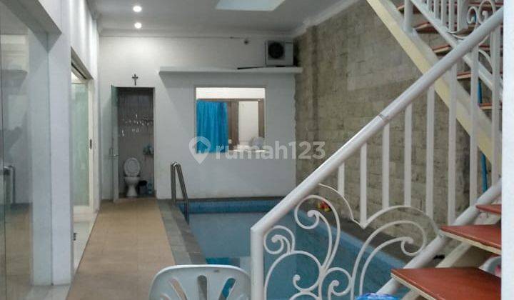 DIJUAL Rumah 2 lantai Siap Huni di Petemon + Furnish, di Surabaya Pusat 1