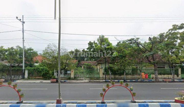 Dijual Rumah Hitung Tanah di Nol Jalan Nasional, Jl. Panglima Sudirman, Nganjuk 1