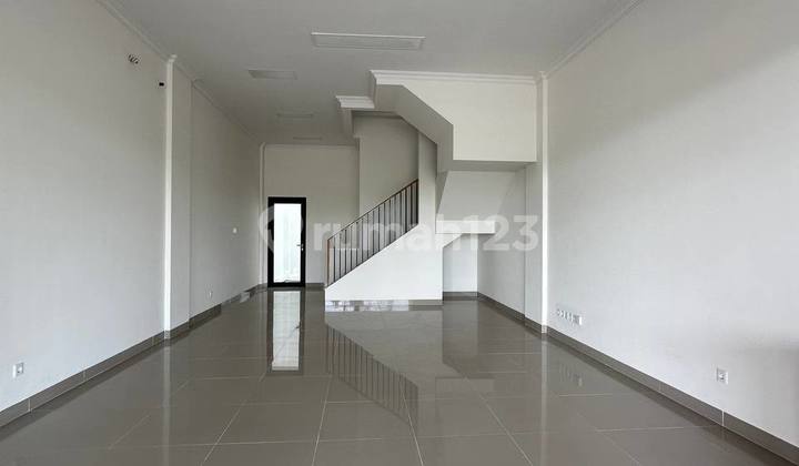 Jual Cepat Ruko Siap Usaha View Danau 3 Lantai SHM Selangkah UMN Jual Cepat Ruko Siap Usaha View Danau 3 Lantai SHM Selangkah UMN