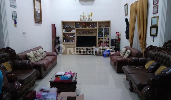 Rumah 2 Lantai Luas 144 SHM Siap Huni Semi Furnished 2