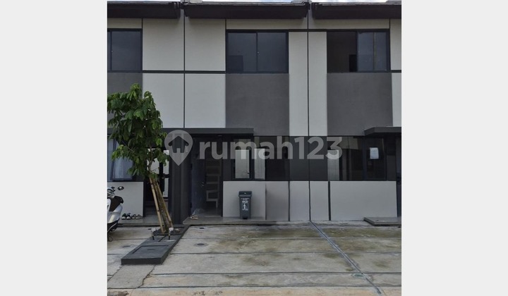 Sewa Cepat Rumah Murah Siap Huni 5 Menit ke Gading Serpong! Sewa Cepat Rumah Murah Siap Huni 5 Menit ke Gading Serpong!