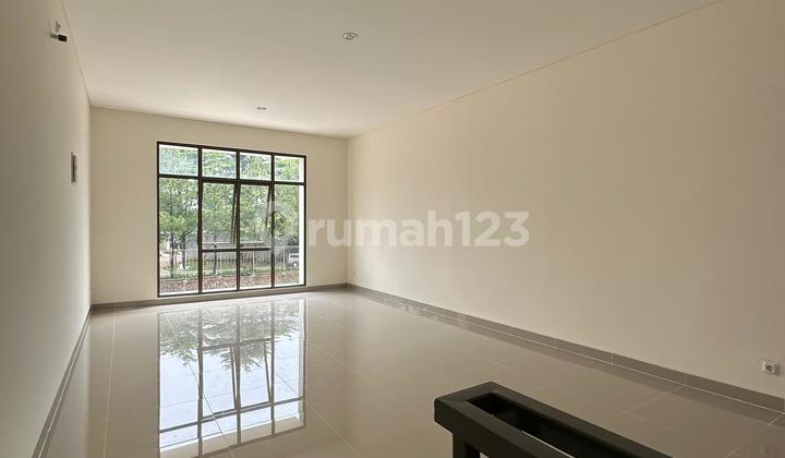 Gaji 2 M-An? Eh Ruko Santa Anna 2 M-An di Gading Serpong! Buruan! Gaji 2 M-An? Eh Ruko Santa Anna 2 M-An di Gading Serpong! Buruan!