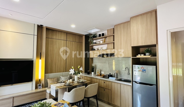 6x8 House - 3 Floors Located in the Center of Gading Serpong & BSD! 2