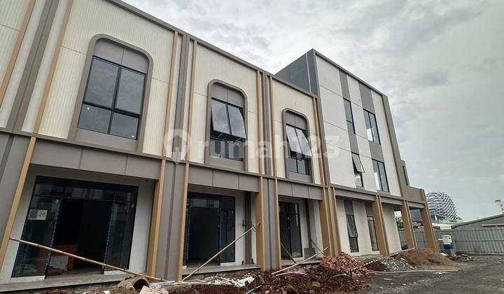 New Shop House Facing the Road One Step to JHL Gading Serpong 2