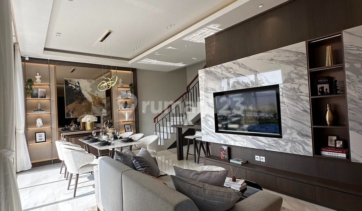 Premium 2-Storey Residence Priced at Over 3 Billion - A Bit Less!