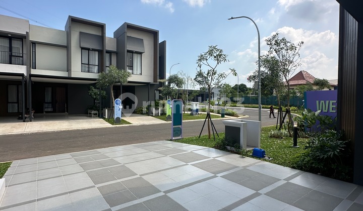 Hunian Nyaman dan Luas 2 Lantai 5 Menit ke Pintu Tol! 2