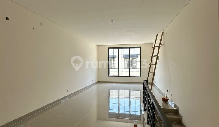 2-Story Commercial Unit in Gading Serpong Madison Grande Commercial Area!