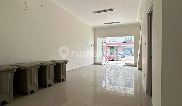 Ruko Siap Usaha 2 Lantai 2 Toilet Dikelilingi Hunian Mewah Ruko Siap Usaha 2 Lantai 2 Toilet Dikelilingi Hunian Mewah