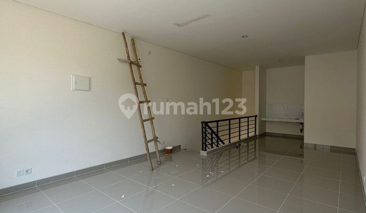 2-Story Commercial Unit in Gading Serpong Madison Grande Commercial Area!