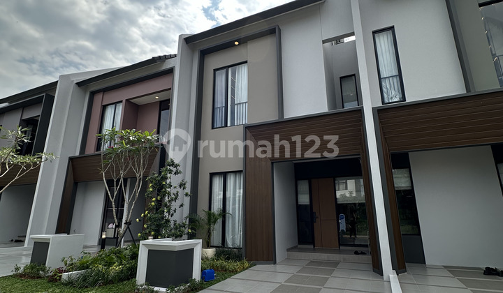 Rumah Baru Strategis Alam Sutera Cluster Vola Lebar 6 Rumah Baru Strategis Alam Sutera Cluster Vola Lebar 6