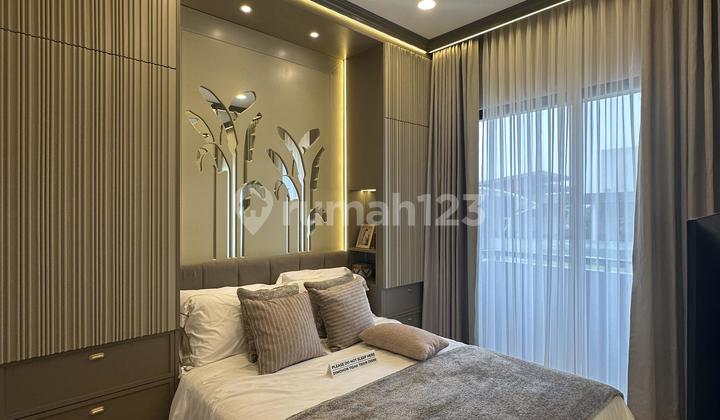 House with Resort Lake View Nuances, Golden Location! 2