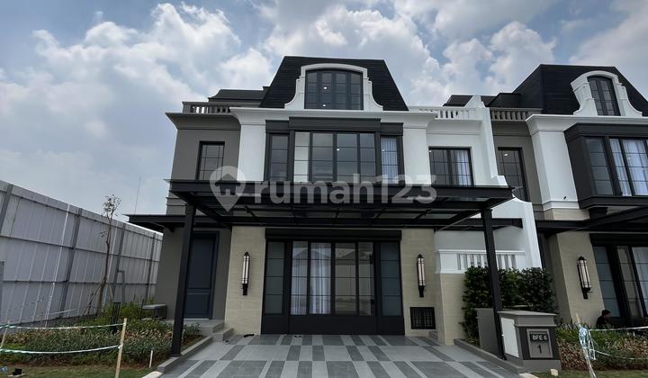 Ready Stock! Rumah 2 Lantai + Attic Room Lokasi Strategis