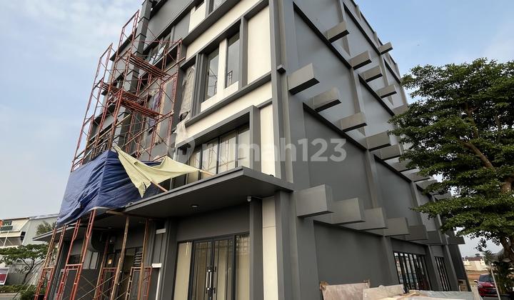 NUP Sekarang! Ruko 3 Lantai di Pusat Ramai Gading Serpong NUP Sekarang! Ruko 3 Lantai di Pusat Ramai Gading Serpong