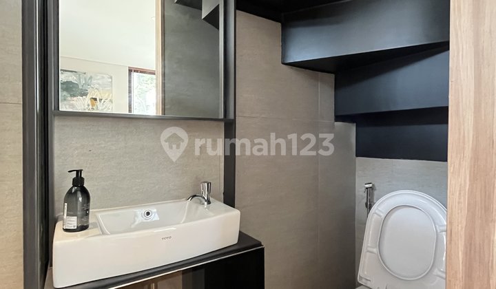 LIMITED STOCK! Rumah 3 Lantai Nempel Gading Serpong BSD LIMITED STOCK! Rumah 3 Lantai Nempel Gading Serpong BSD