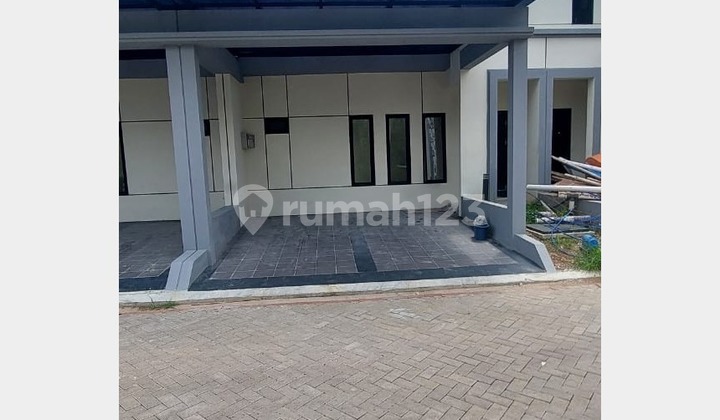Rumah Second Serasa Baru! 3 Lantai Dijantung Kota Tangerang! 2