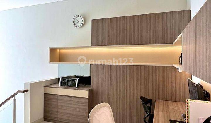 Rumah Lux Cantik Siap Huni di Setra Duta 2