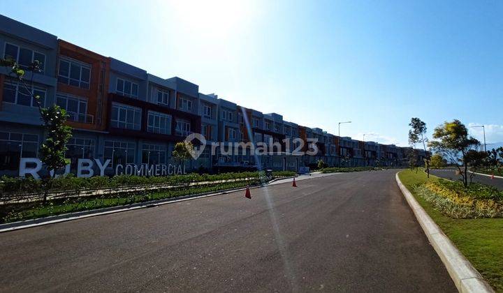 Ruko terluas di Ruby Commercial Jalan Utama Summarecon Bandung 2