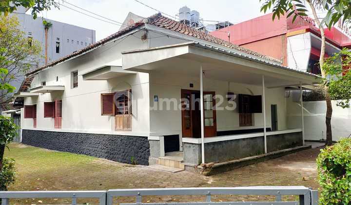 Rumah Hitung Tanah Jl. Dr Rum - Syp Pasir Kaliki, Bandung