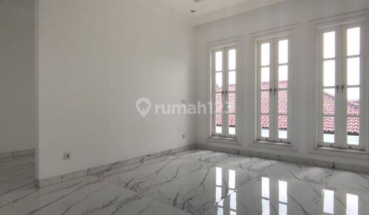 Rumah Modern Eropa Style Batunungga Indah , Kota Bandung 2