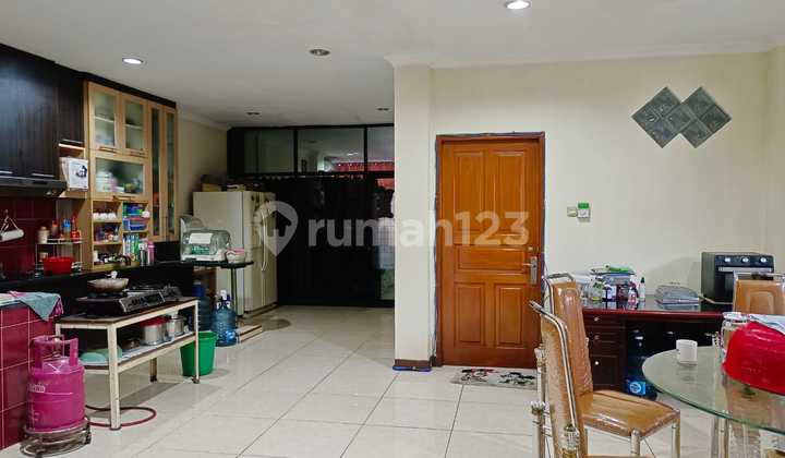 For Sale Nice Adjacent Shop House in Tambora For Sale Nice Adjacent Shop House in Tambora