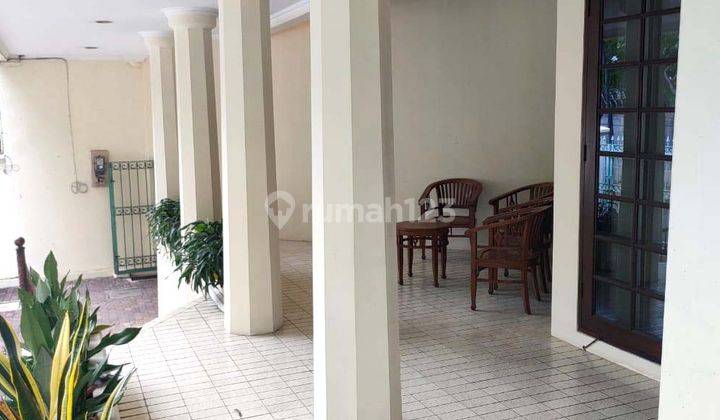 Rumah Ngantong Kawasan Elite Mega Kuningan Jakarta Selatan 1