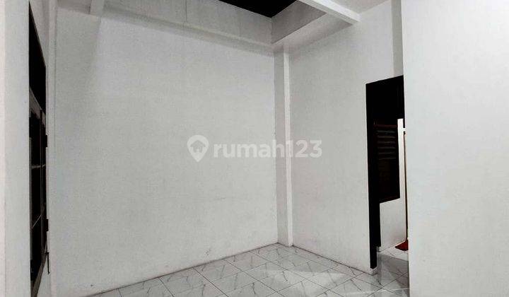 Rumah Cantik Siap Huni Taman Aries Meruya Utara Jakarta Barat 3