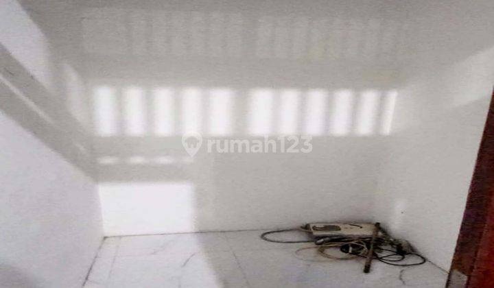 Rumah Cantik Siap Huni Taman Aries Meruya Utara Jakarta Barat 7
