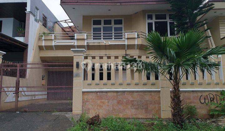 Rumah Exclusive Siap Huni Intercon Jakarta Barat 1
