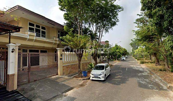 Rumah Exclusive Siap Huni Intercon Jakarta Barat 10