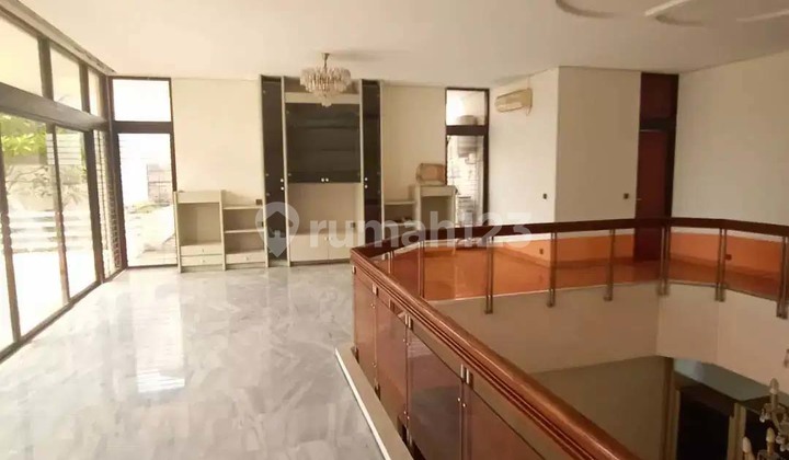 Rumah Tinggal Permata Hijau Kebayoran Lama Jakarta Selatan Rumah Tinggal Permata Hijau Kebayoran Lama Jakarta Selatan