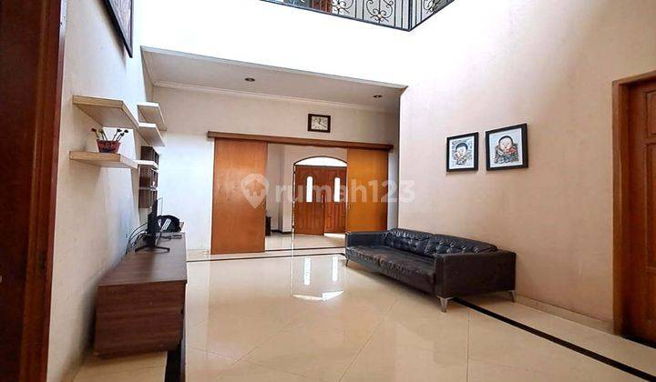 Rumah Cantik Strategis Kavling Dki Meruya Selatan Jakarta Barat 1