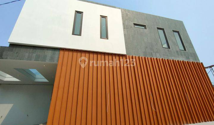 Rumah Minimalis Modern Siap Huni Sunrise Garden Jakarta Barat 2