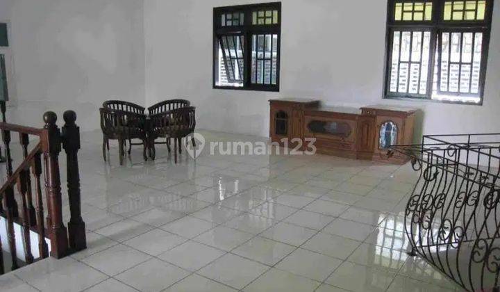 Rumah Asri Taman Aries Dekat Intercon Meruya Jakarta Barat 2