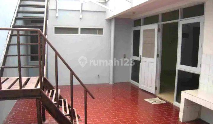 Rumah Asri Taman Aries Dekat Intercon Meruya Jakarta Barat 2