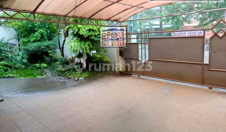 Rumah Hadap Tenggara Green Garden Kedoya Utara Jakarta Barat