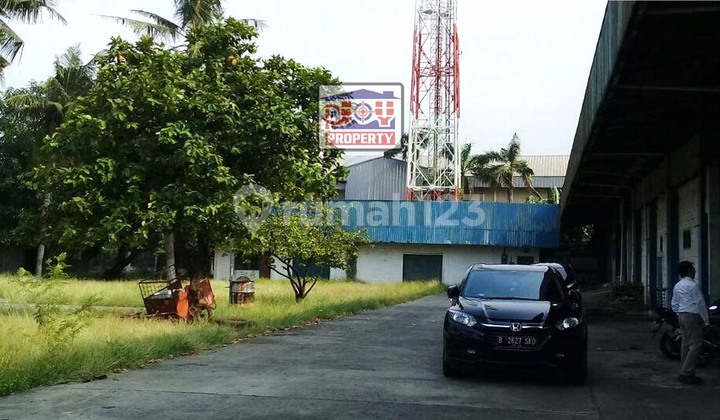 Affordable Commercial Warehouse in the Industrial Area of Pulogadung, East Jakarta Affordable Commercial Warehouse in the Industrial Area of Pulogadung, East Jakarta