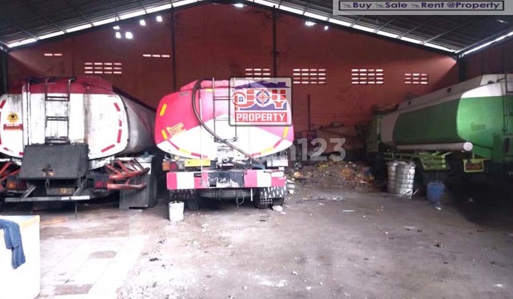 Warehouse Near Toll Gate in Bantar Jati, Setu, Cipayung, East Jakarta Warehouse Near Toll Gate in Bantar Jati, Setu, Cipayung, East Jakarta