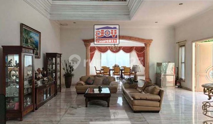 Rumah Istimewa Siap Huni Taman Kebon Jeruk Intercon Jakarta Barat