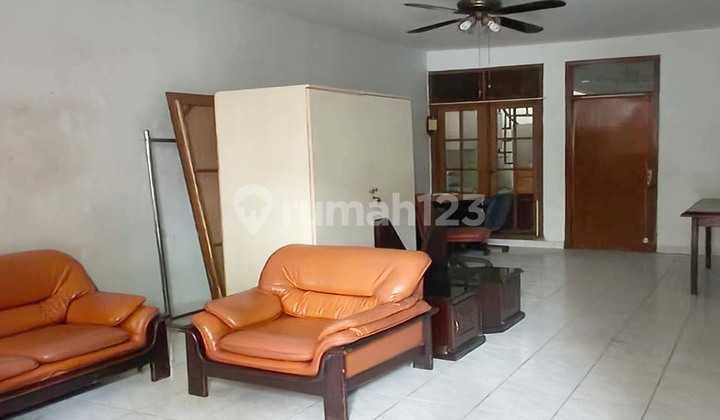 Exclusive Hook House Cluster, Taman Aries, Kembangan, West Jakarta