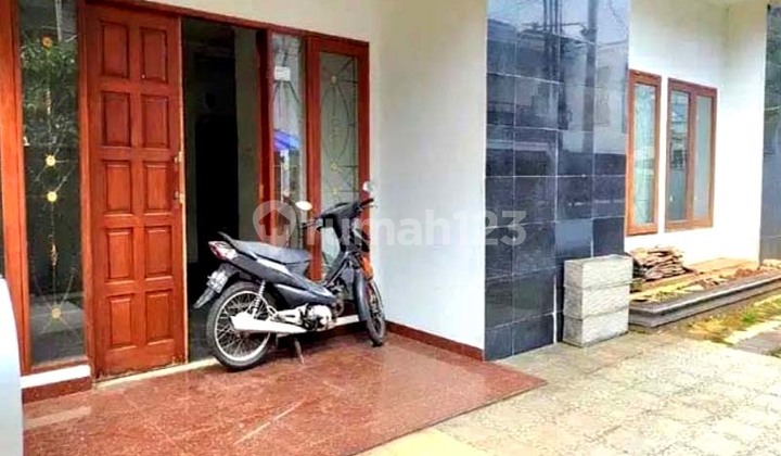 Rumah 2 Lantai Jalan Bendi Kebayoran Lama Jakarta Selatan 2