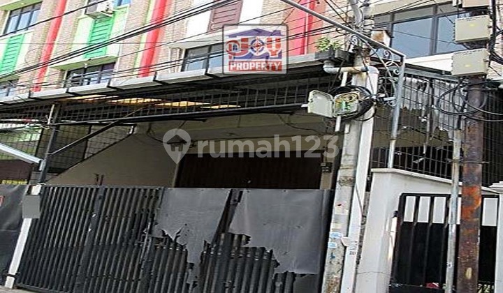 Ready-to-Use Shop House Jl Makaliwe Alley 1 Grogol Petamburan West Jakarta Ready-to-Use Shop House Jl Makaliwe Alley 1 Grogol Petamburan West Jakarta