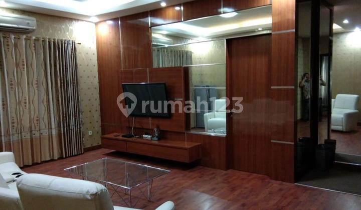 Rumah Mewah Full Furnished Dua Lantai, Nyaman,Aman 2
